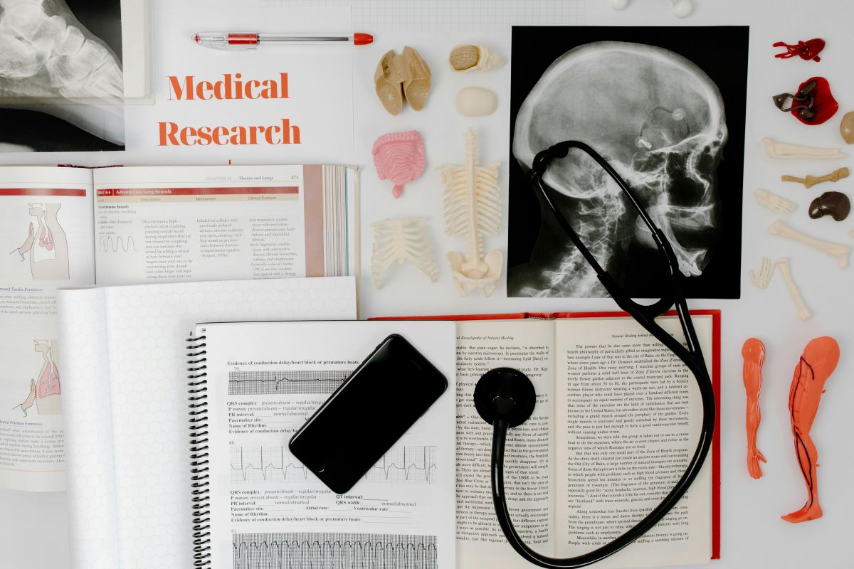 ¿Cuándo puedes denunciar un error médico como delito?