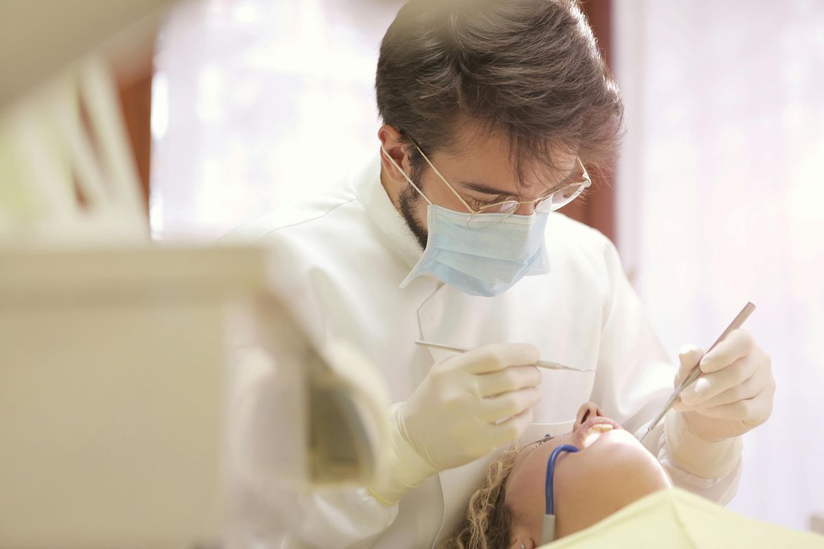 Errores médicos en estética dental: reclamación
