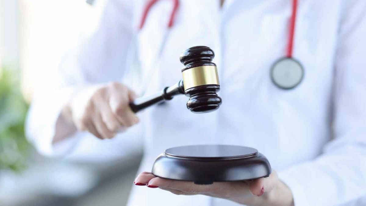 Qué pedir al perito médico antes de reclamar